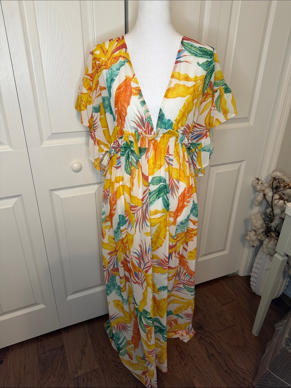 Flying Tomato Tropical Leaf Print Swim Coverup in Yellow, Green, Orange